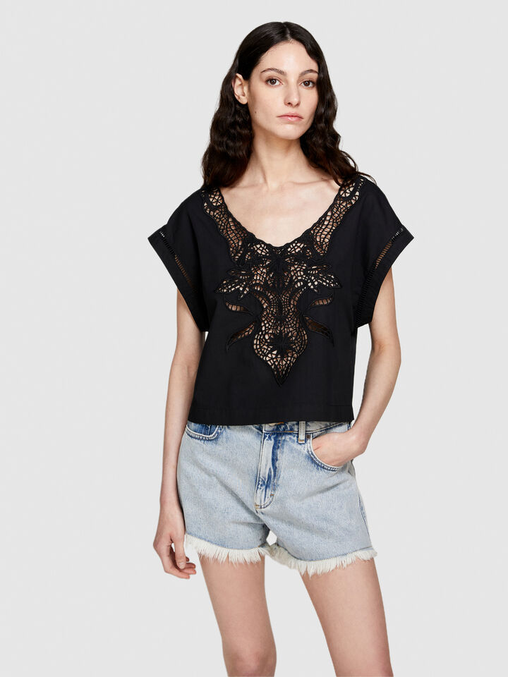 Cropped blouse with crochet - women's blouses - Black | Sisley image number 4